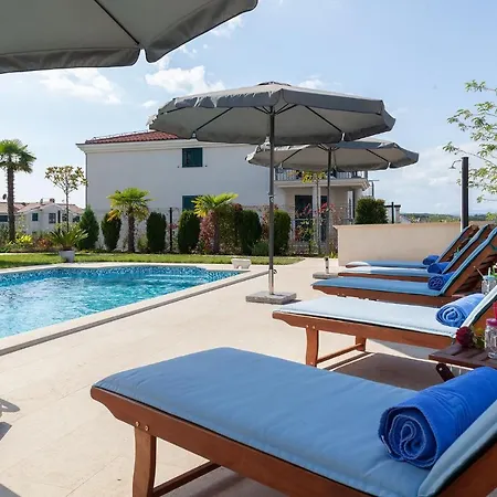 Appartamento Luxury Carissa